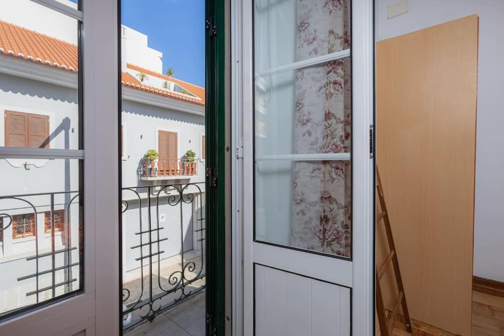 Casa Lotus - Requinte E Bom Gosto Para 6 Pessoas No Coracao De ファロ エクステリア 写真