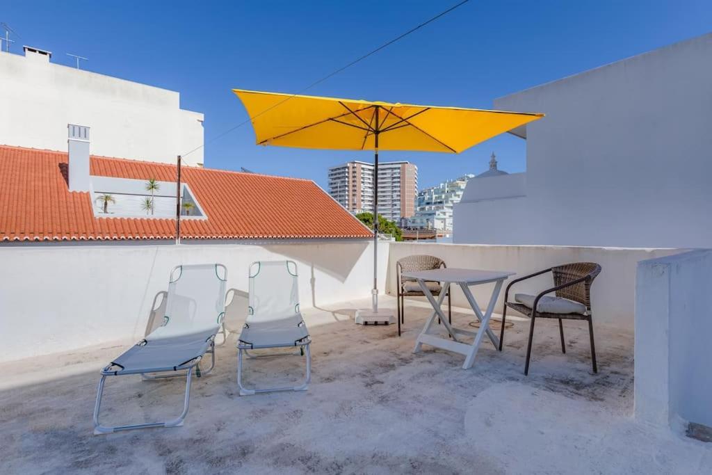 Casa Lotus - Requinte E Bom Gosto Para 6 Pessoas No Coracao De ファロ エクステリア 写真
